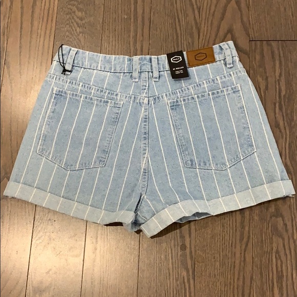 NWT RVCA high rise striped denim shorts - Picture 4 of 7